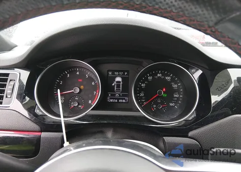 2015 Volkswagen Jetta 2.0T Gli Se z USA, uszkodzony, nr VIN 3VW4T7AJ3FM265118